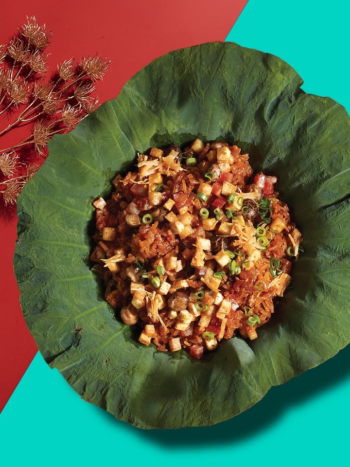 Fragrant Glutinous Rice with Taro Shrimp  Chinese Sausages